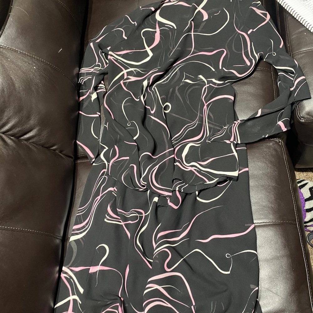Dress - Picture 2 of 3